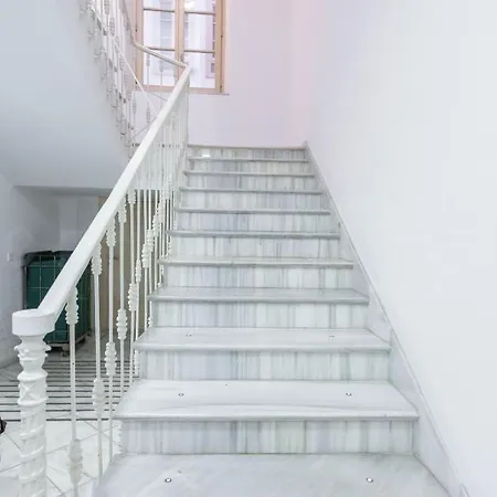 Marvellous Penthouse With Terrace & Cathedral Views By Rems Apartment Málaga