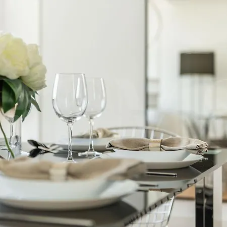 Marvellous Penthouse With Terrace & Cathedral Views By Rems Málaga
